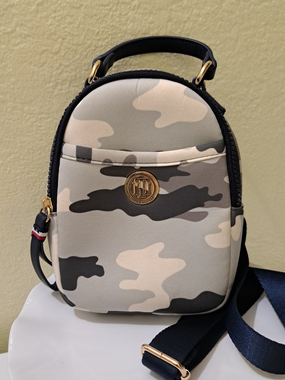 Tommy Hilfiger Camo Mini Crossbody